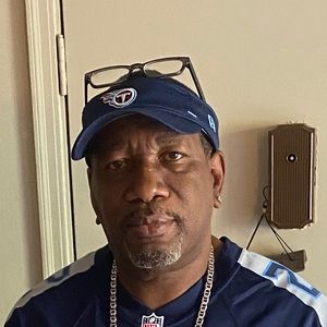 Meet your Posher, Marvin